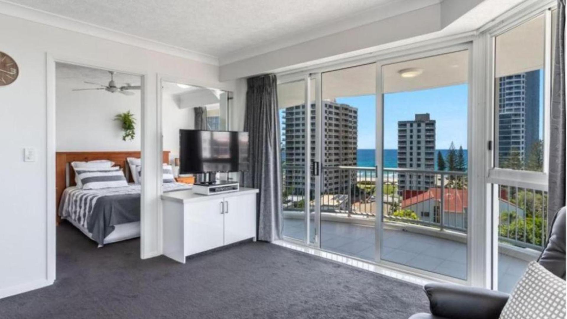 Surf Parade Resort Gold Coast Exterior foto