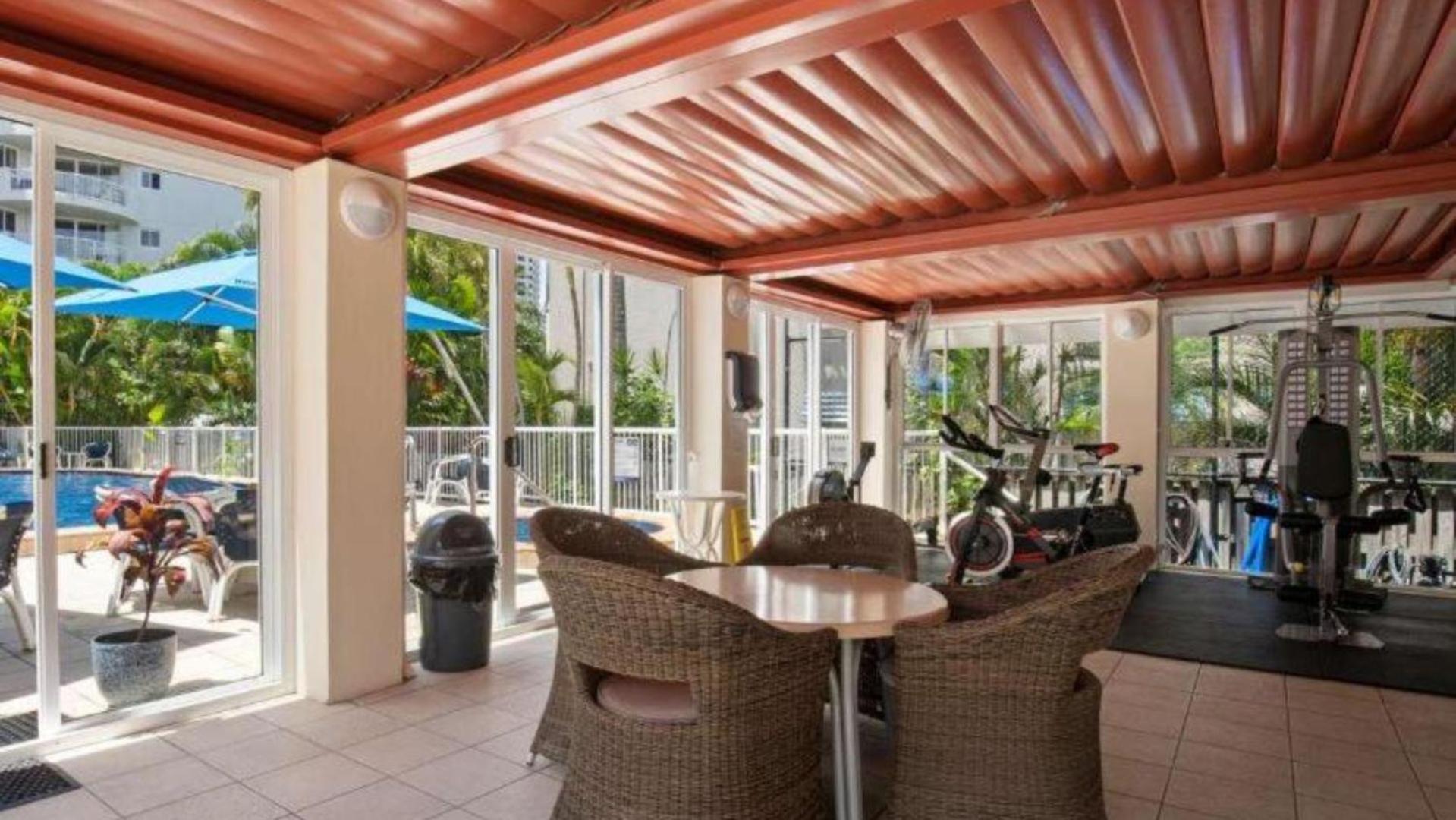 Surf Parade Resort Gold Coast Exterior foto