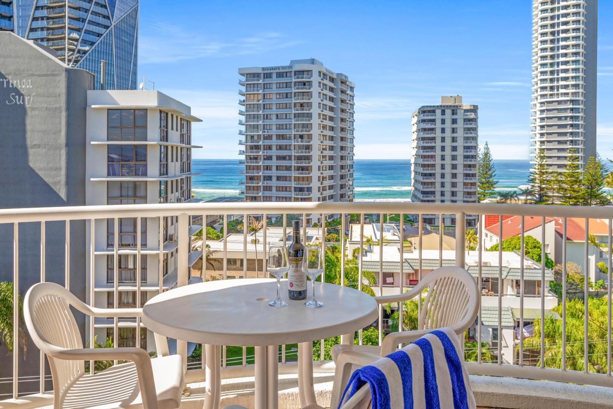 Surf Parade Resort Gold Coast Exterior foto