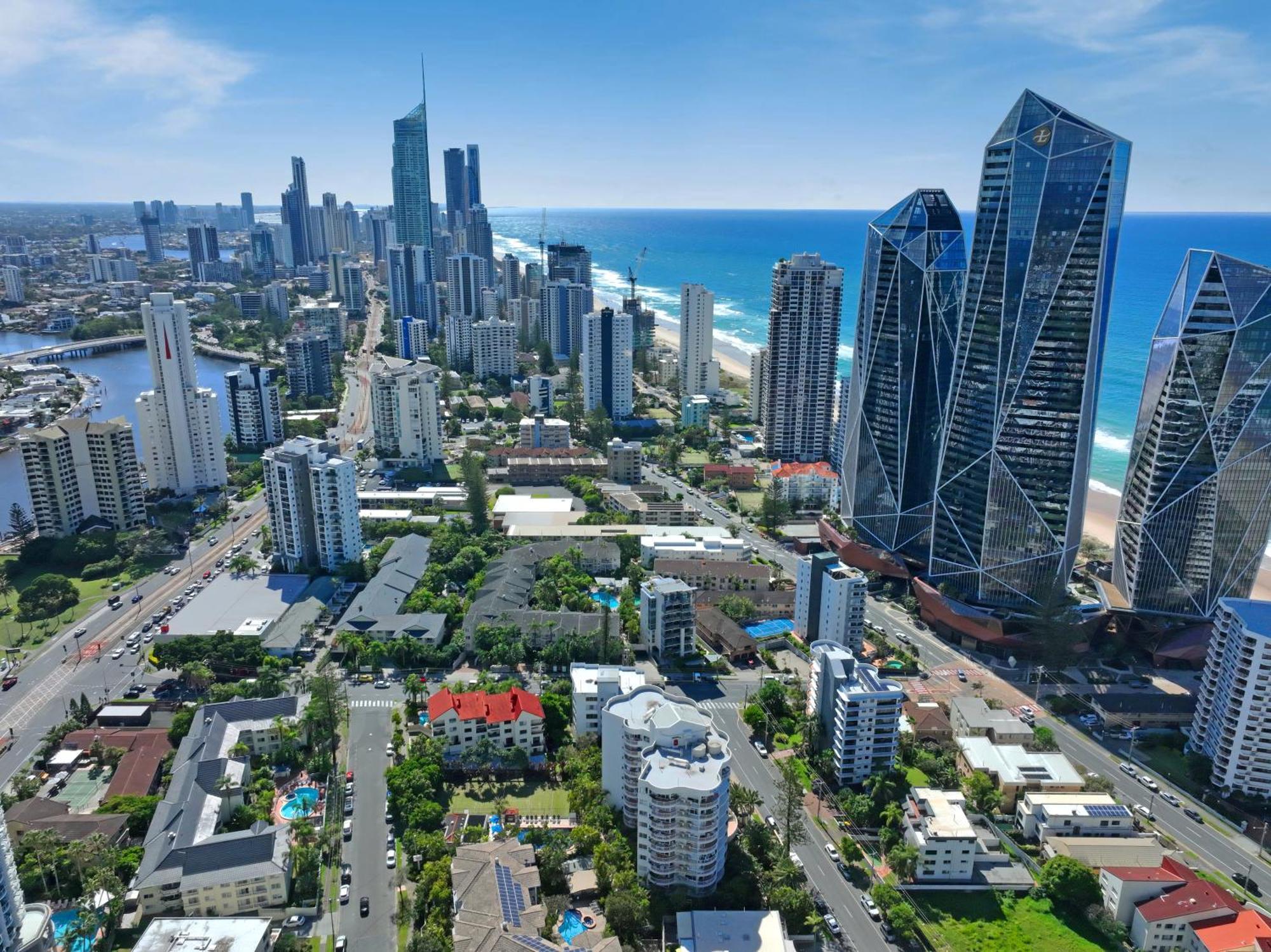 Surf Parade Resort Gold Coast Exterior foto
